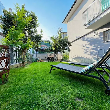 Casa Piero, Relax E Piscina Privata Tra Le Colline Delle Langhe Альба