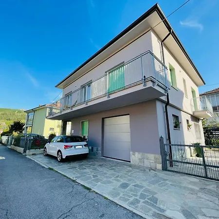 Вилла Casa Piero, Relax E Piscina Privata Tra Le Colline Delle Langhe Альба