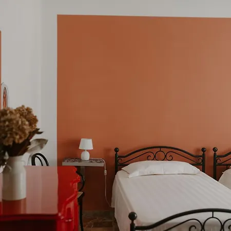 Вилла Casa Piero, Relax E Piscina Privata Tra Le Colline Delle Langhe Альба