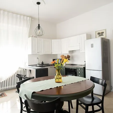 Casa Piero, Relax E Piscina Privata Tra Le Colline Delle Langhe *