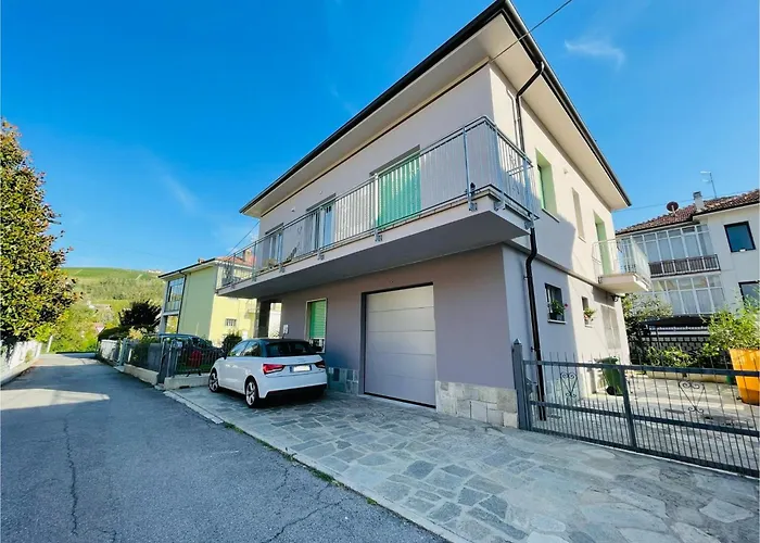 Βίλα Casa Piero, Relax E Piscina Privata Tra Le Colline Delle Langhe Άλμπα