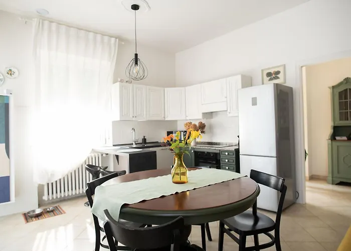 Casa Piero, Relax E Piscina Privata Tra Le Colline Delle Langhe *